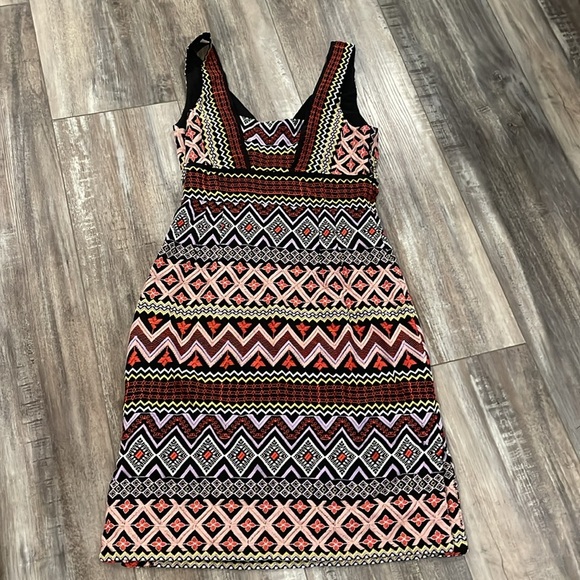 ANTHROPOLOGIE Akemi +  Kim Geo-Embroidered Column Dress size 8 - Picture 8 of 10